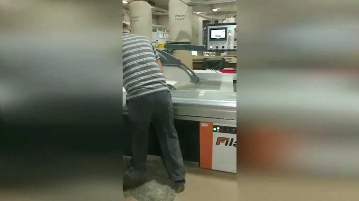 Процесс раскроя ЛДСП на заданный размер деталей станок Filato FL 3200 ProFace