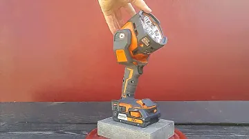 Аккумуляторный фонарь 18в Ridgid R8694220 /Aeg BHSL18-0